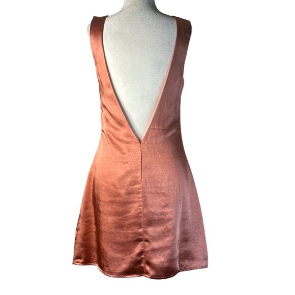 More To Come Bianca Open Back Dress in Blush Small New Womens Satin Mini - Picture 6 of 9